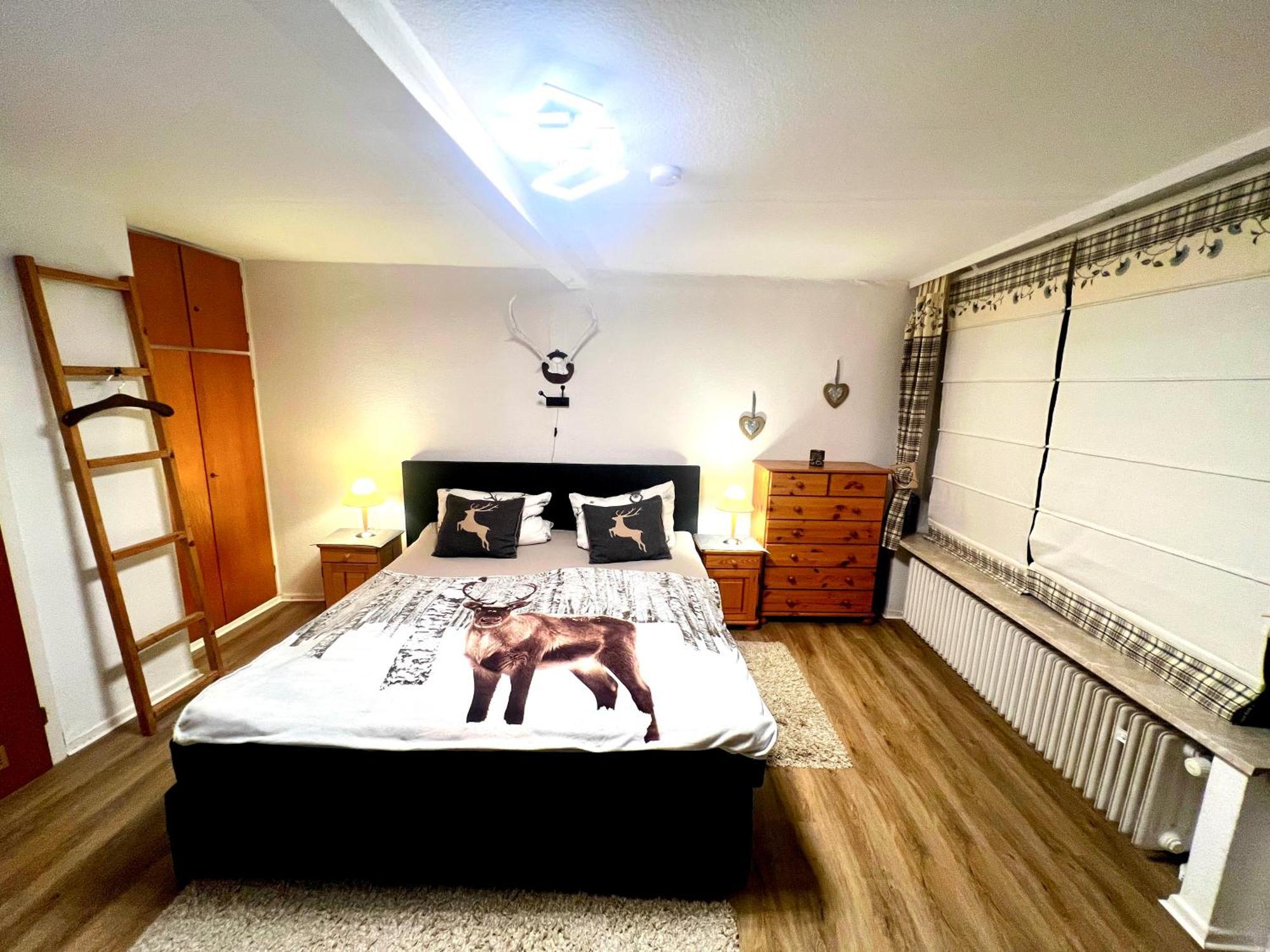 בראונלאגה Weisser Hirsch Im Haus Sabine מראה חיצוני תמונה